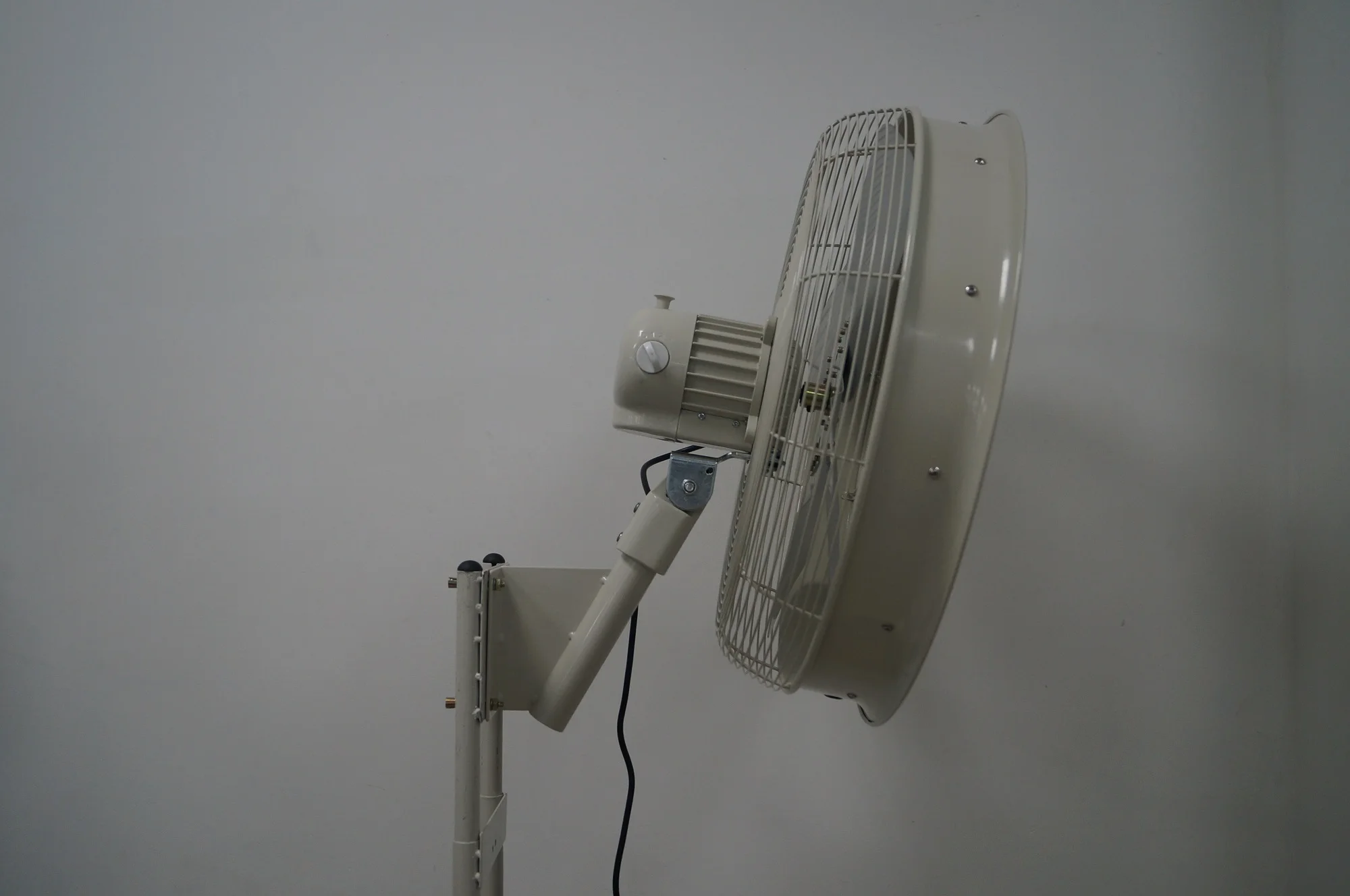 Wall Fan, 24", 207W, 5-Blade, 65dB - detail 8