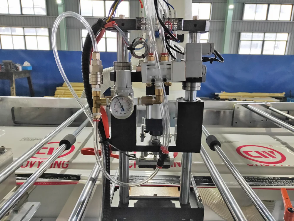 Automatic high speed punching handle Wicket Diaper plastic Bag Making Machine