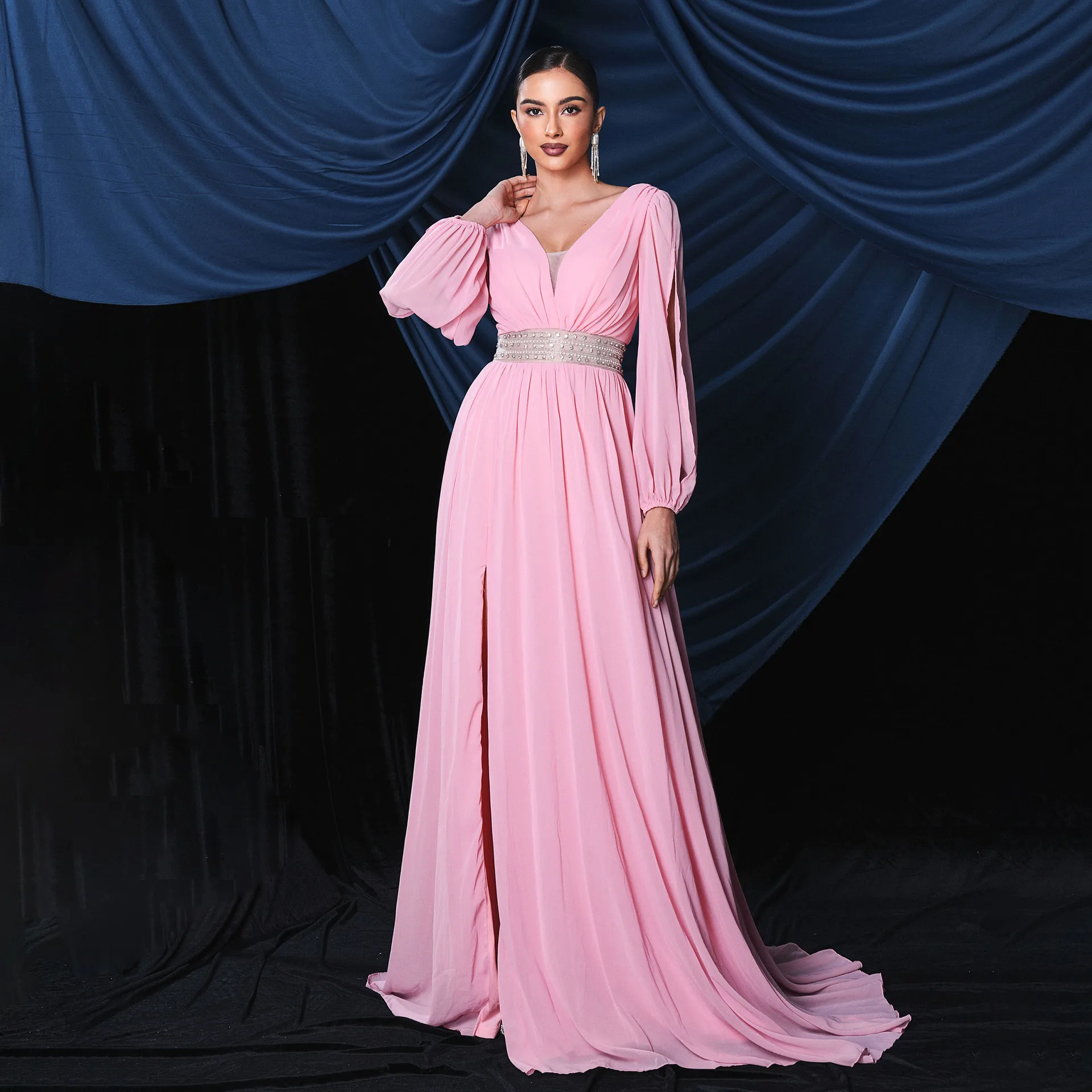 SMT213 Fashion Middle Eastern Muslim Rhinestone Robe