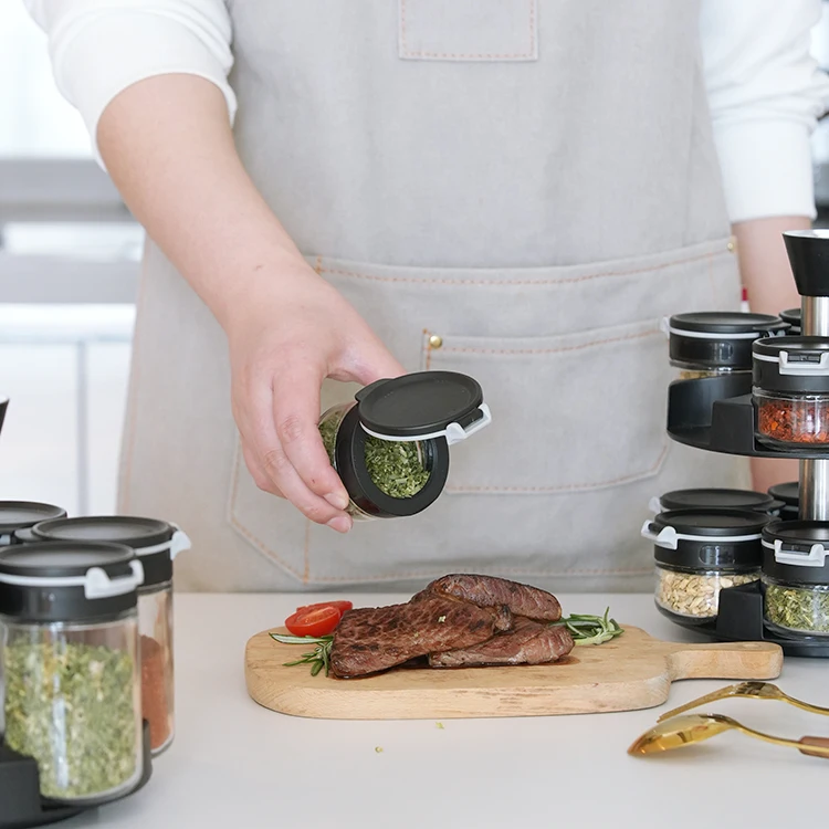 Черный Регулируемый органайзер для приправ вращающаяся стойка специй из нержавеющей стали со стеклянной бутылкой соли и перца в шкафу