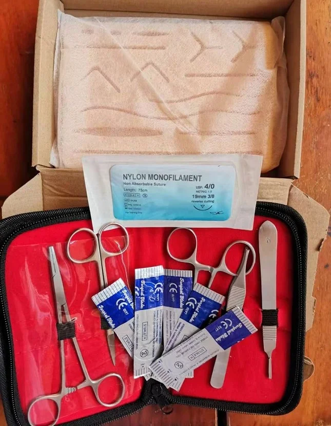 Медицинский Набор для наложения швов на кожу с