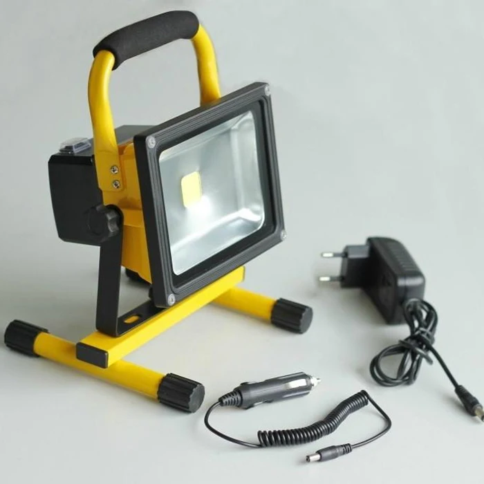 led floodlight.jpg