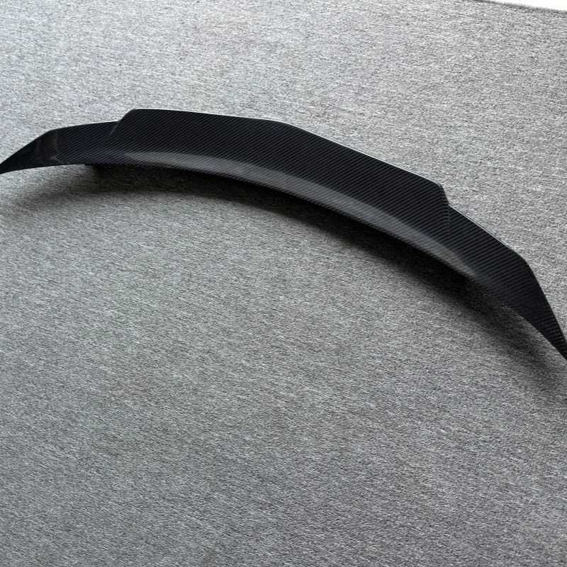 Spoiler Traseiro Pequeno para Tesla Model Y foto 3