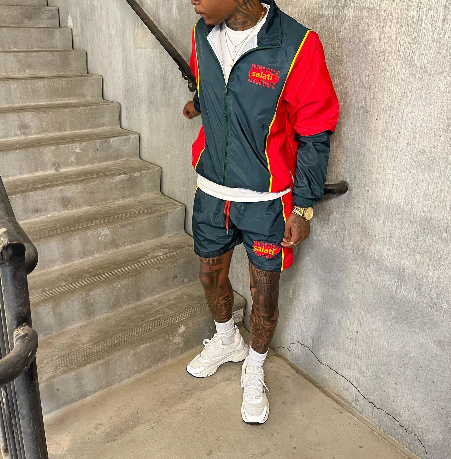 Custom Two Piece Windbreaker Short Jacket Se Patchwork Zip up Nylon Polyester Streetwear Tracksuit Windbreaker Short Set gallery 4