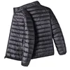 Chaqueta de algodón negra con cuello mao.