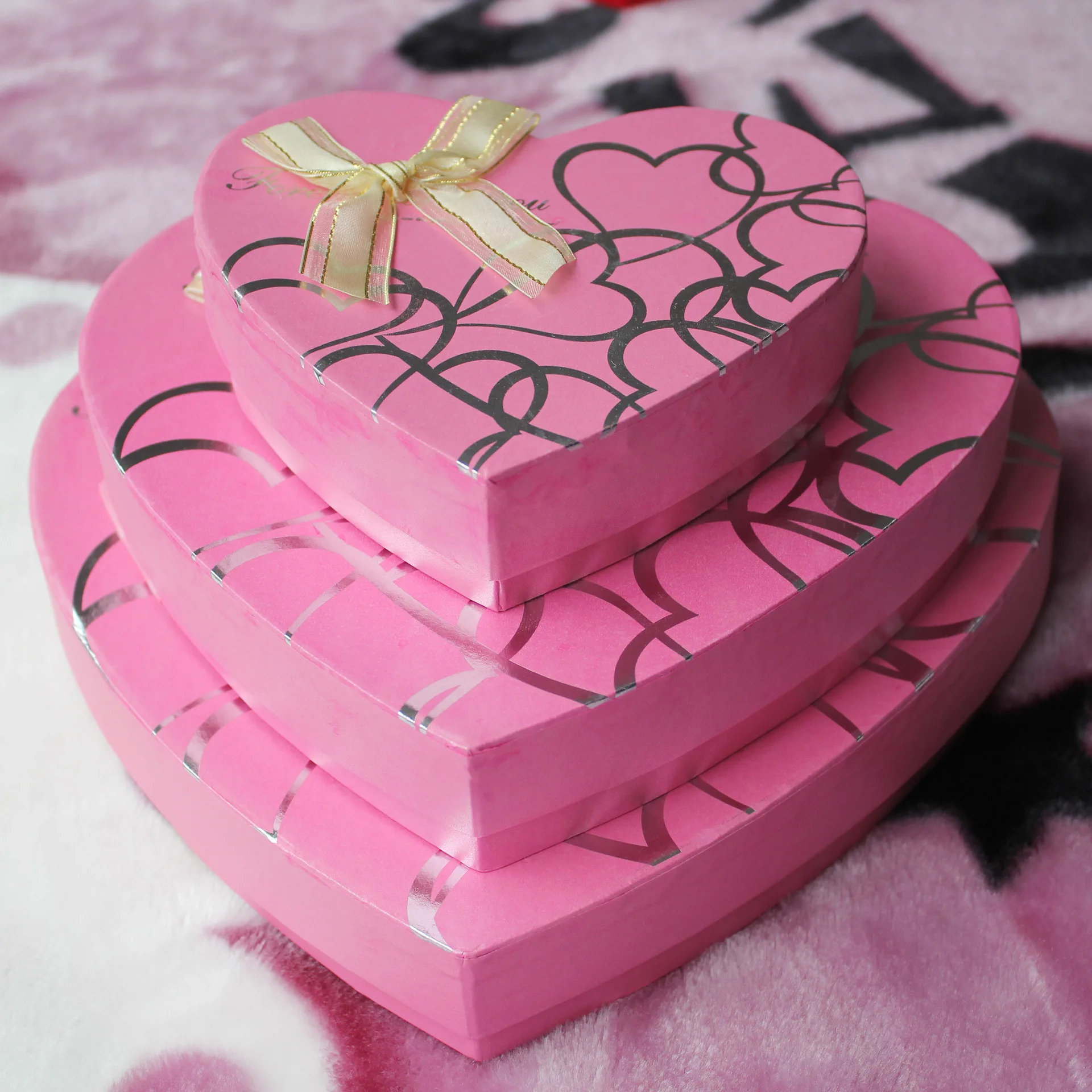 巧克力糖果礼品盒带窗式pvc透明爱心礼盒韩国精美心心盒