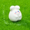 3petit lapin blanc