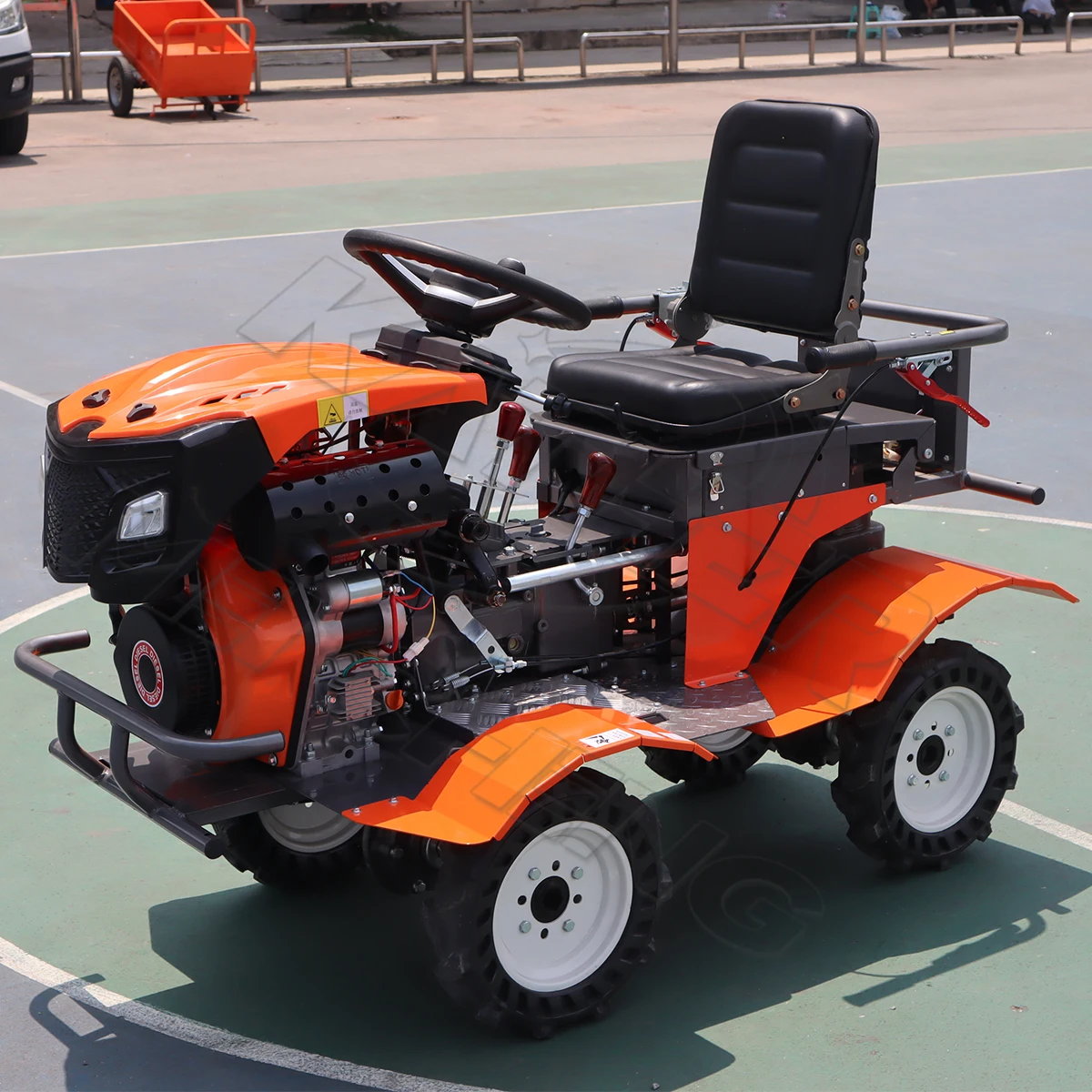 tractor Mini 15hp 4WD de Cultivo Montado en Banco Rotativo de Agricultura de Diesel de Pequeño Microtractor Herramientas para Uso Agrícola Cultivo