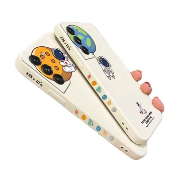 Cute Astronaut Liquid Silicone Soft Phone Case For Samsung Galaxy S22 S21 S20 FE S10 Note 20 10 Ultra Plus A72 A52 A32 A71 A51