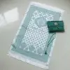Verde oscuro