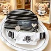 Gorro de Cadena Negra + Camiseta con Empalme Blanco y Negro - sin muñecos