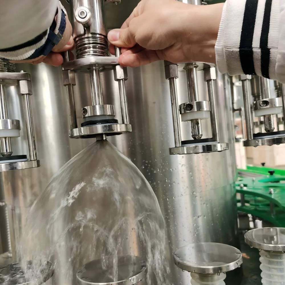 2000 BPH Automatic Digital Rotary Vacuum Liquid Filling Machine PLC ...