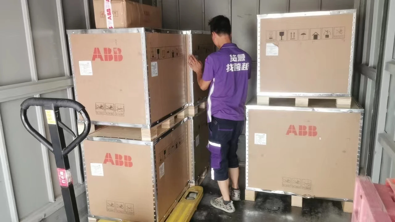 ABBs VD4G Series Generator Circuit Breaker (handcart Type)  VD4 CL EP Series 40.5kV Vacuum Circuit Breaker