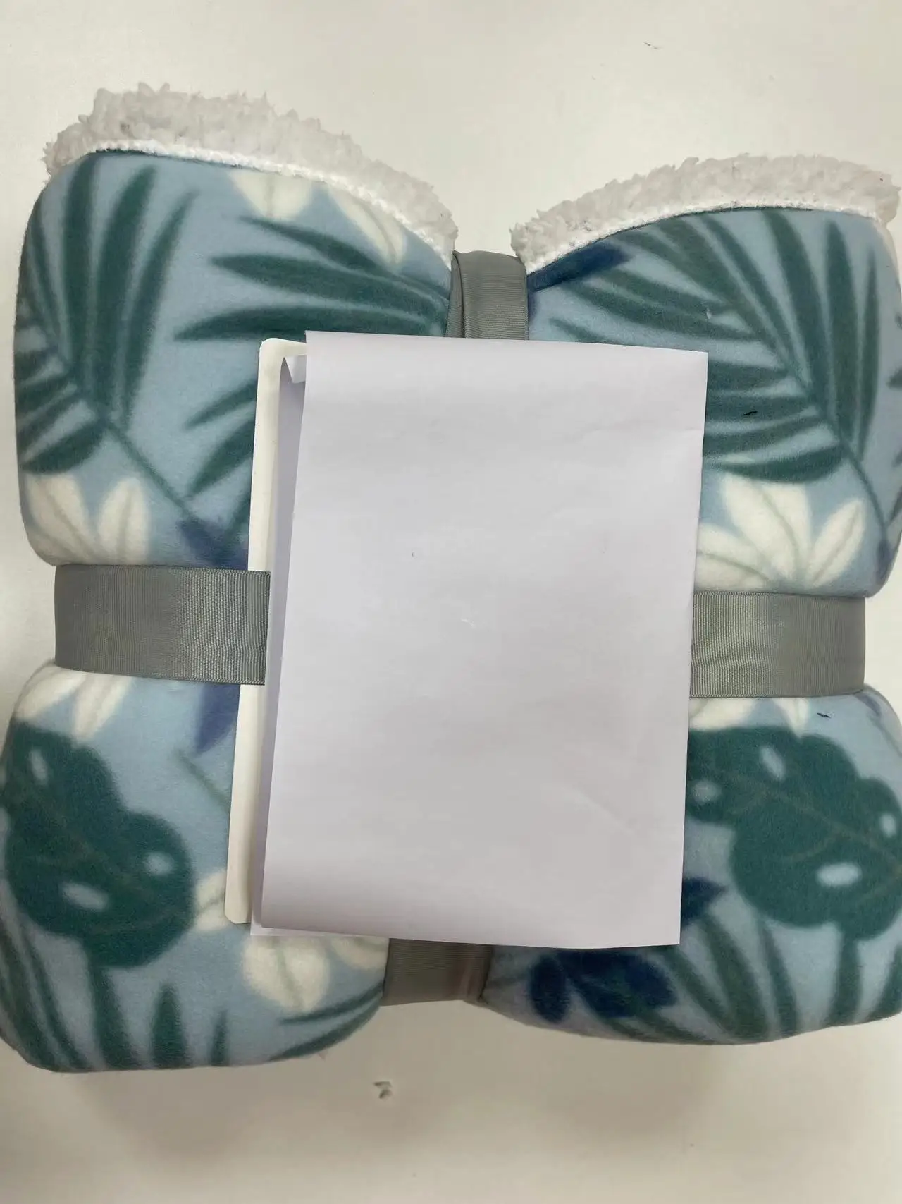 Promotional Custom Logo Flannel Fleece Blanket Thick Fleece Polyester Minky Custom Solid Colours