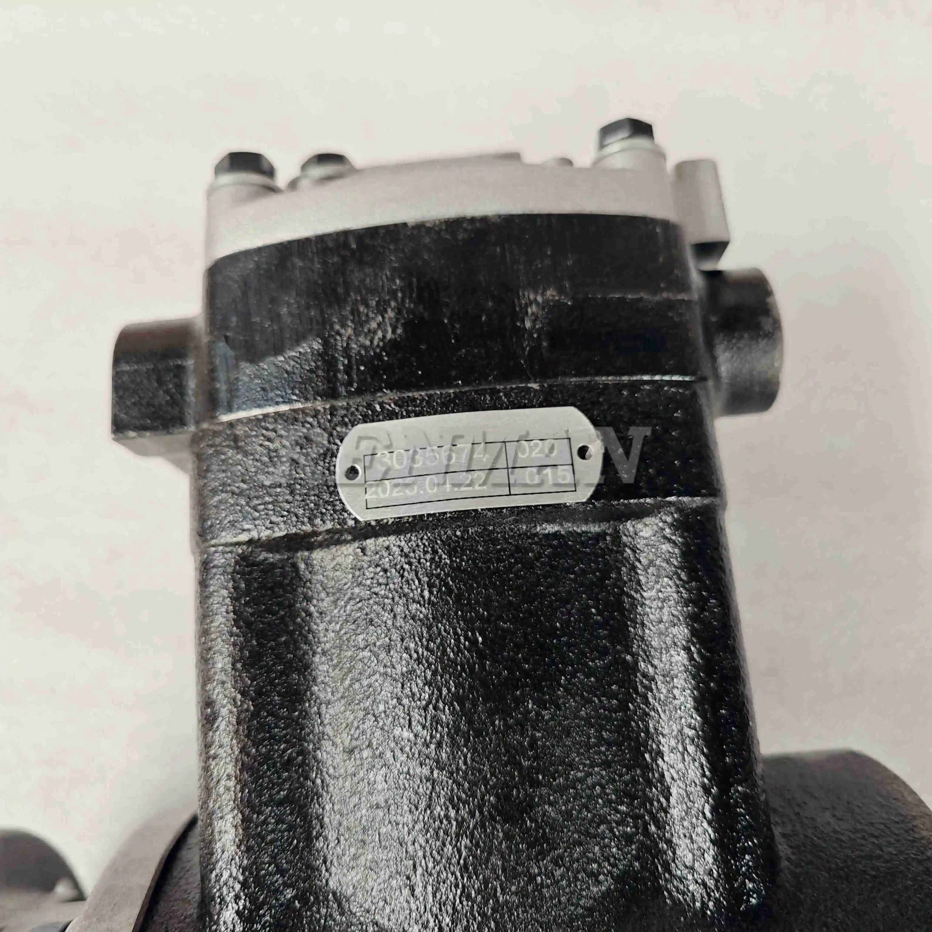 NT855 N14 M11 Cummins Part 13.2CFM Air Compressor 3047440 3035674  