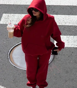 Trendy Casual Women's Street Wear Two-Piece Knitting Fabric Eco-Friendly Sweatsuit Set with Hoodie and Sweatpants