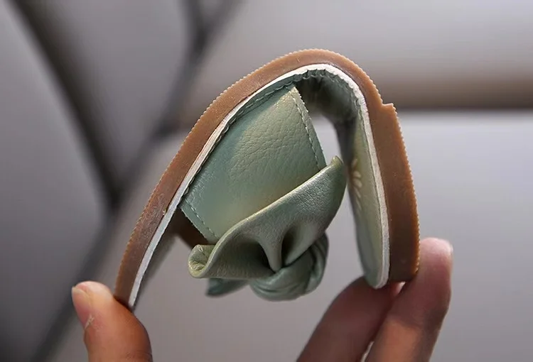 Лидер продаж; Модная Розовая обувь для маленьких девочек с бантом и ромашками; Милые детские тапочки для девочек