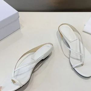 Flat Sandals Anti-slip Summer Soft Sole Flip Flops slippers Flip-flops slippers Flip Flops Shoes for Women New Styles