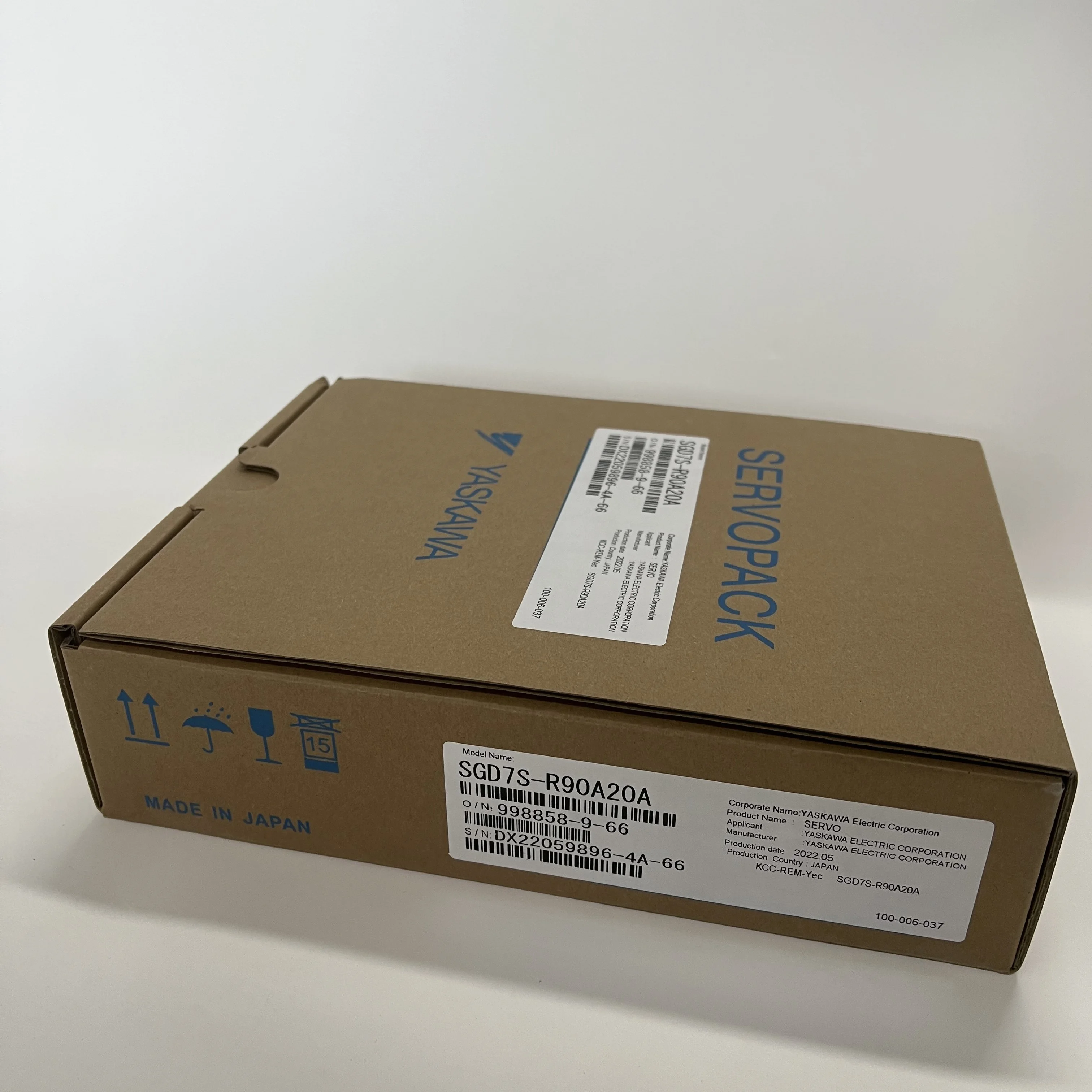 Yaskawa Servopack Servo Drive SGD7S-R90A20A