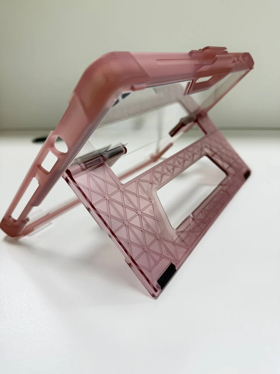 1 with built in kickstand hand strap  shoulder strap  includes pen holder-7