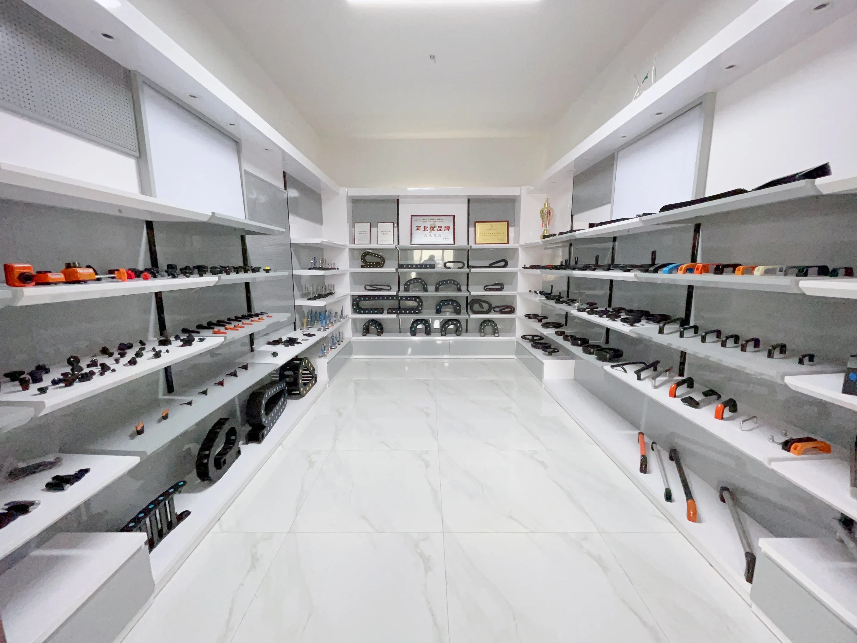 Hebei Huali Machinery Accessories Co., Ltd. 3