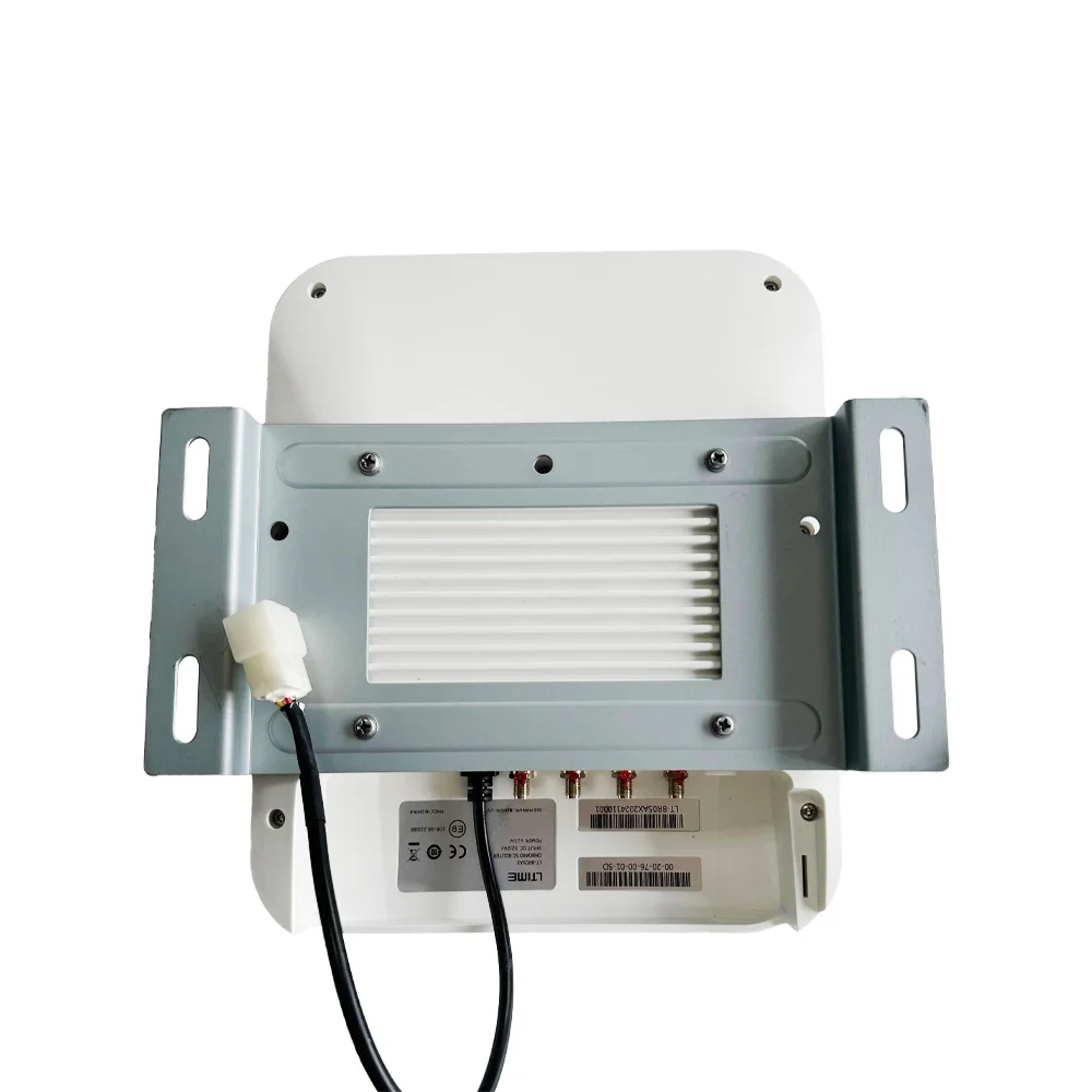 Ltime High-Speed Bus VOD Server 2.4G 5.8G Bus 4G Wireless 5g Wifi Router With Sim Card Slot