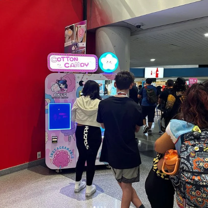 2023 Applicable to shopping malls and commercial streets Full-automatic cotton candy machine business