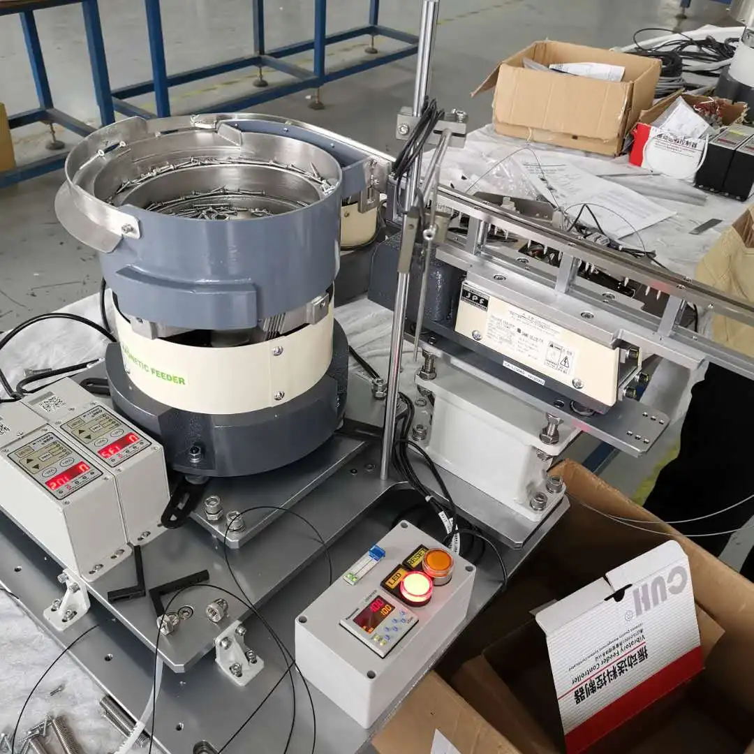 Round Assembly Automatic Feeding Machine Auto Spare Parts Multi Track Vibration Bowl Feeder