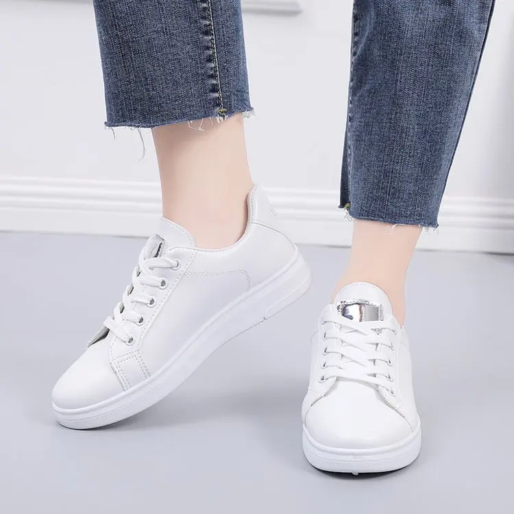Women's Casual Board Chunky Sports Shoes New White Soft Features Fashionable Sneakers fo aperçu 5