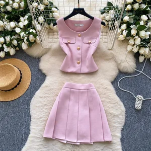 GX5041 Fashion 2026 Summer Clothing Vendor Women Street Wear Sleeveless O-neck Tops and Mini Pleated Skirt 2 Piece Set