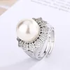 Bague en platine avec perle blanche, taille ajustable