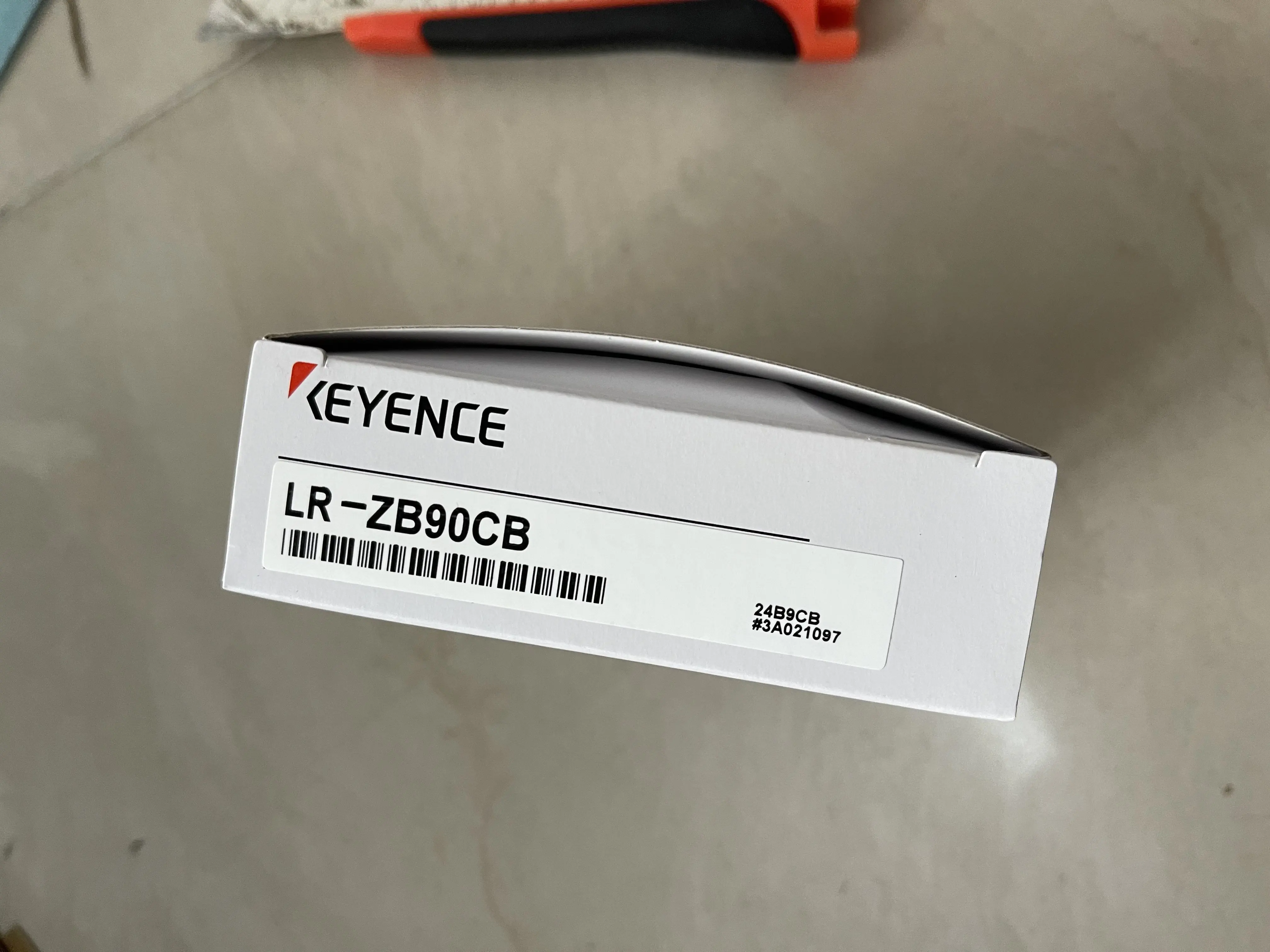 Keyence Laser Sensor LR-ZB90CB Keyence Laser Sensor LR-ZB90CB