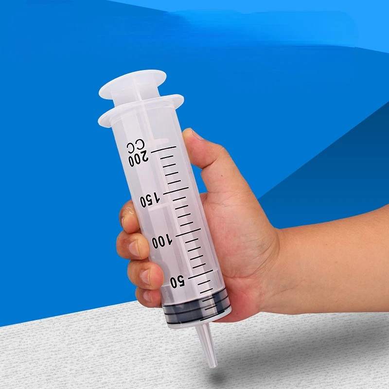 Пластиковый шприц с винтовым шприцем большой