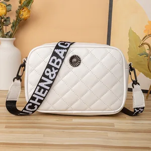 Small Bag Female Fashion All-match Diamond Camera Bag Simple Messenger Small Square Bag