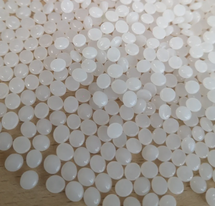Поставщики зерен полиэтилена HDPE 7000F, гранулы hdpe из рафии tr144