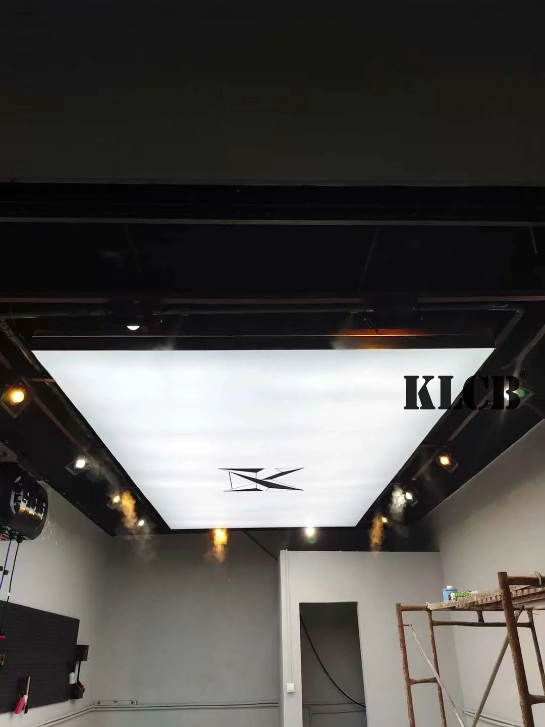 CE Certified LED Panel Car Detailing Light Electric Power Source for Car Garage or Showroom with Printed Logo