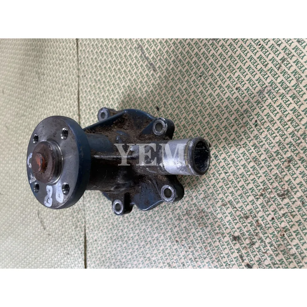 Engine Repair Kit D850 Water Pump for Kubota High Quality Engine Parts