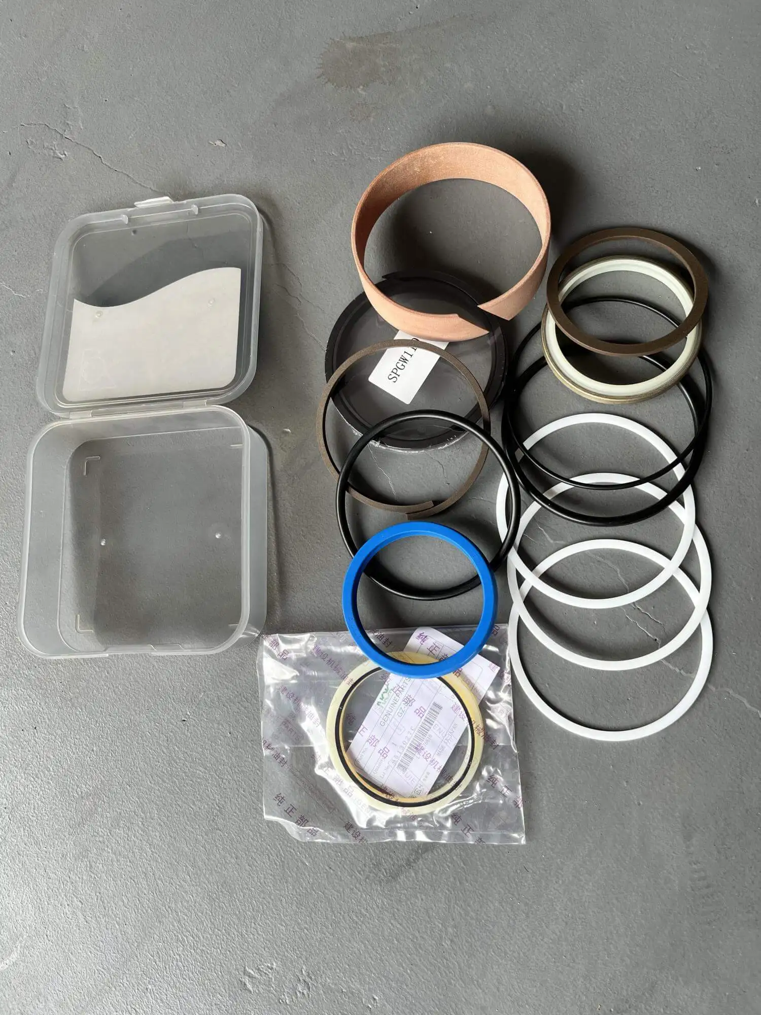 Excavator Boom Arm Cylinder Repair Kits / Hydraulic Pump Seal Kit For