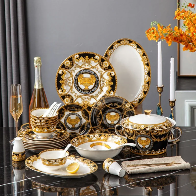 Wholesale Luxury bone china tableware set royal dinner plate bowl