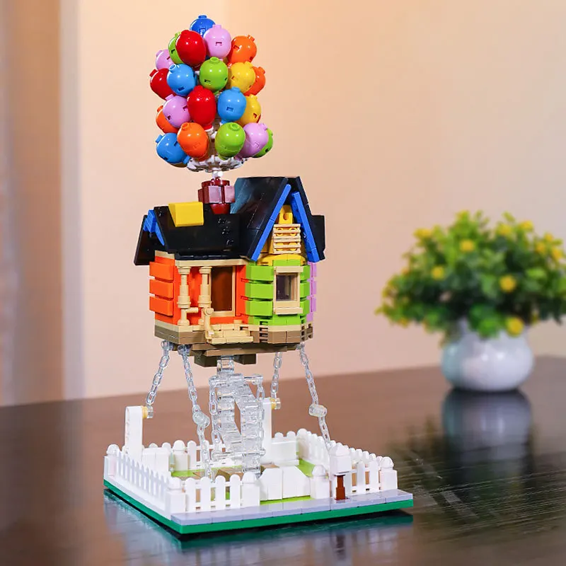 DK7025 Floating Balloon House Fly House Creative Decoration - Main Image