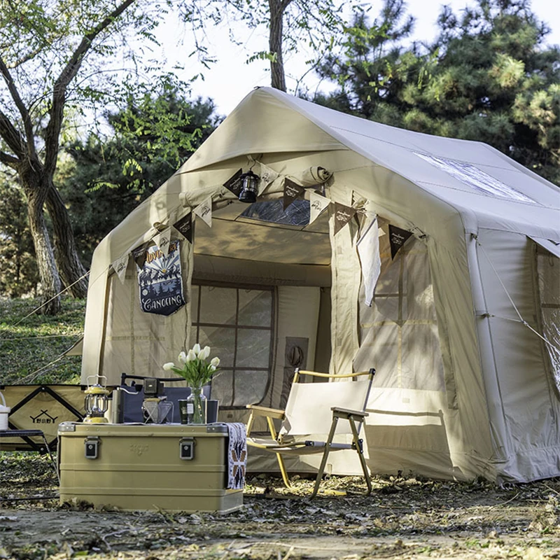 Tenda glamping da campeggio impermeabile per esterni con grande attrezzatura da campeggio gonfiabile avanzata Tenda gonfiabile per glamping all'aperto