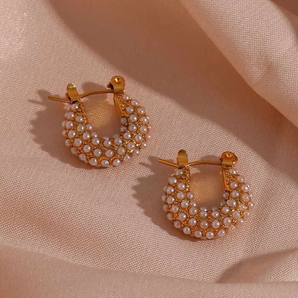 18K Layla Pearl Hoop Earrings main image 0