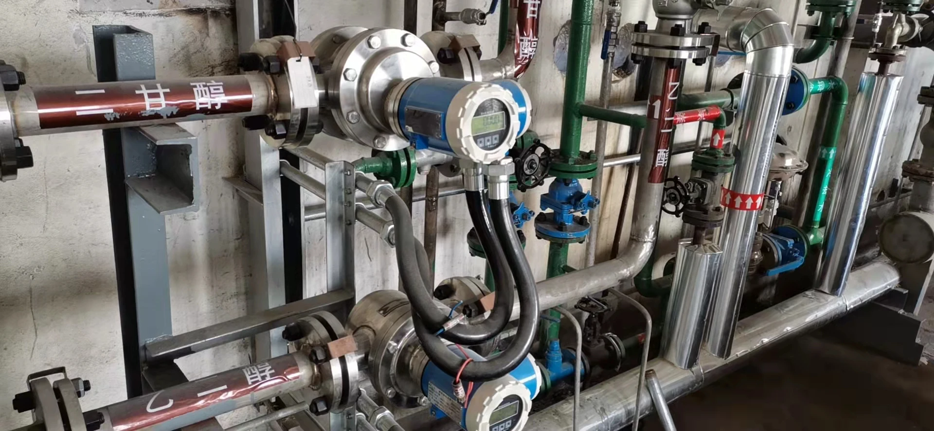 Счетчик- расходомер тяжелого горючего дизельного топлива измерителя прокачки шестерни дисплея 0,5% низкой цены 4-20mA LCD механический встречный овальный