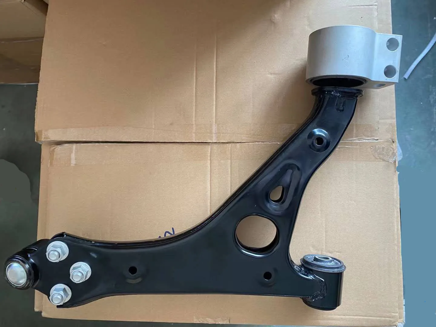 Car Parts Lower Control Arm For Honda Pilot Yf4 3.5l 4wd 20082015