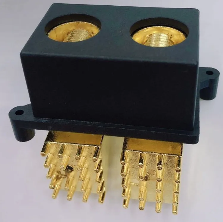 ゴールドメッキカーアンプターミナルブロック 50V 120A 透明・黒シェル
