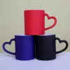 Taza que cambia de color en forma de corazón