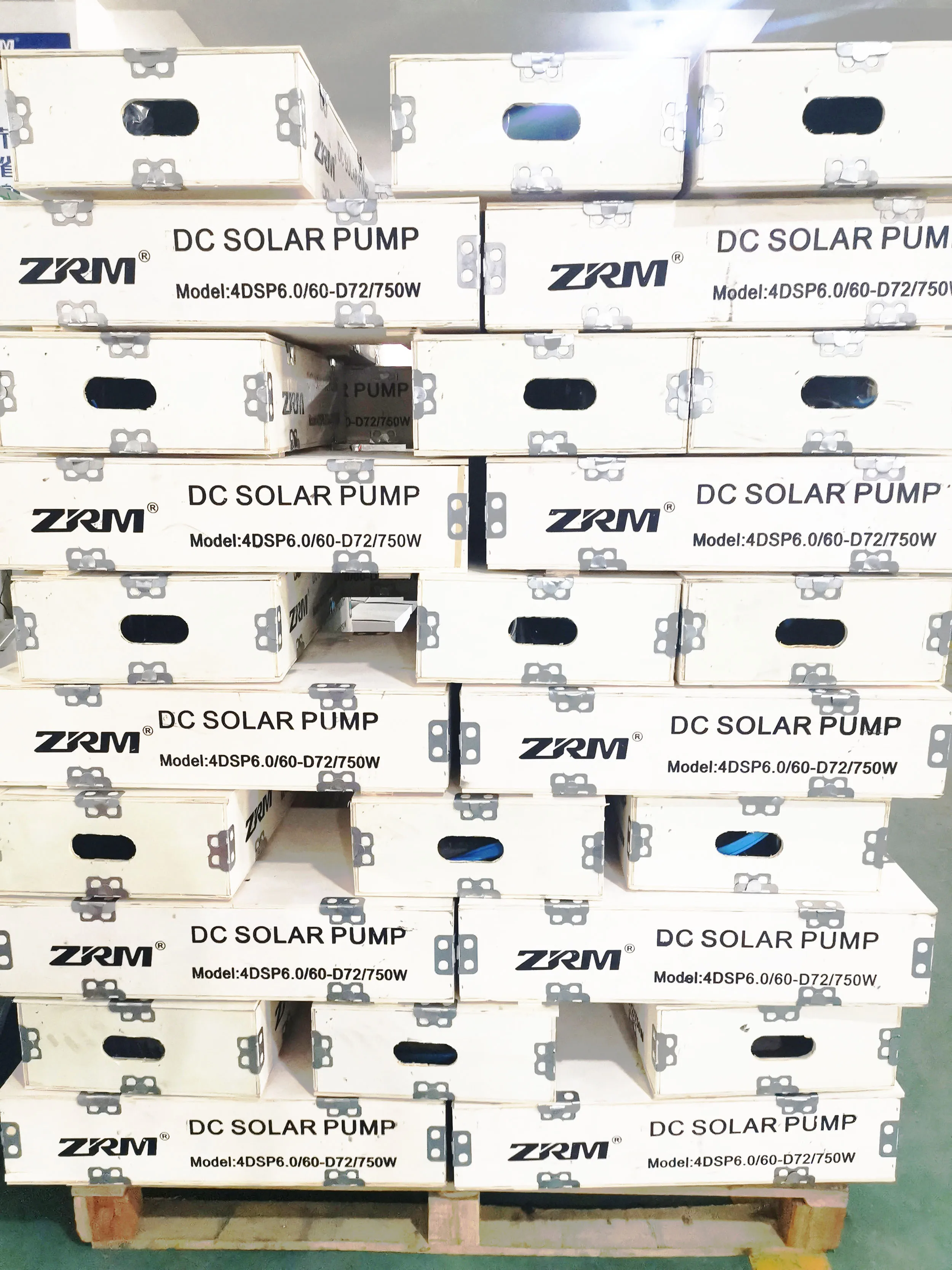 
 110V 1000W 4m 3/h 125m Солнечный водяной насос для орошения Bomba de agua Solar  