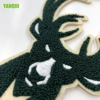 Customized chenille patches Fashion Design Deer towel applique embroidery patch for men clothes