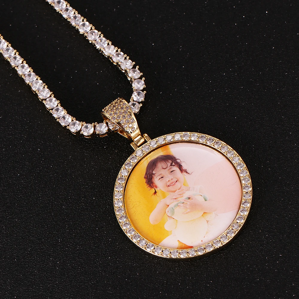 Meaningful Custom Made Photo Round Medallions Cubic Zircon  Stones Pendant Necklace Hip Hop Jewelry for Men Women