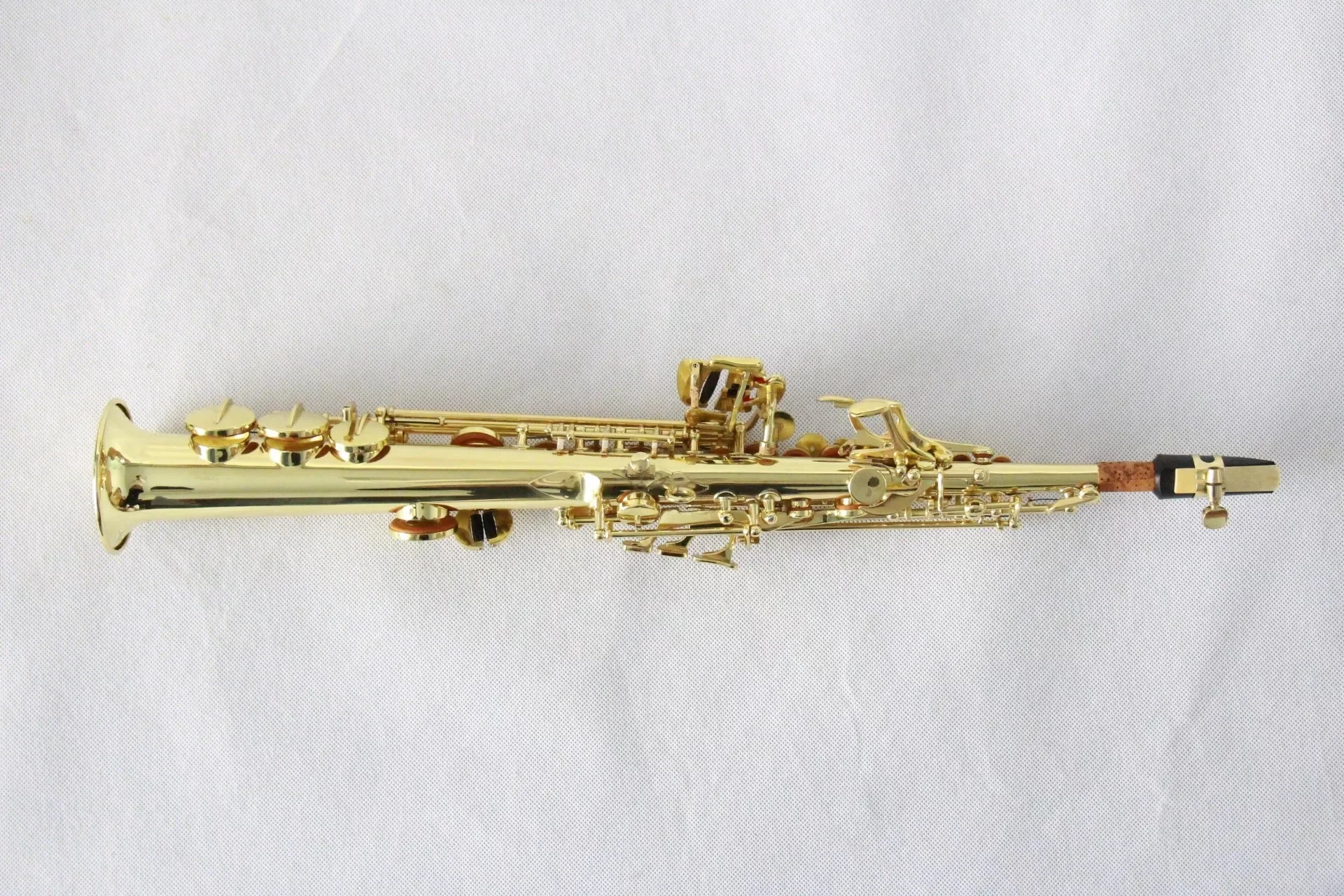 High End Saxophone Instrument Professional Gold Lacuered Saxophone